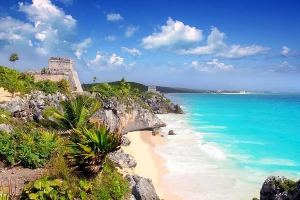 Serene Private Rooftop Jacuzzi Penthouse 2 Pools 5 Min To Beach + Gym Tulum Apartment
