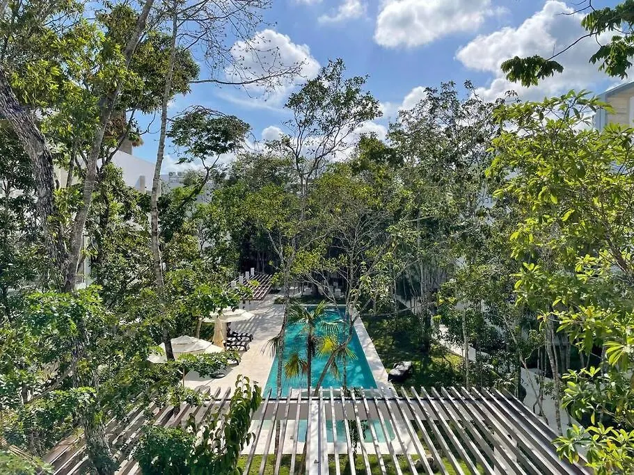 Apartment Serene Private Rooftop Jacuzzi Penthouse 2 Pools 5 Min To Beach + Gym Tulum